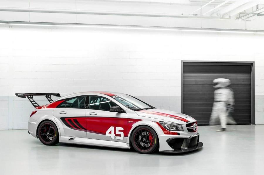  Mercedes-Benz CLA45 AMG Racing Series Concept 2013 года  (фото 13 из 22)